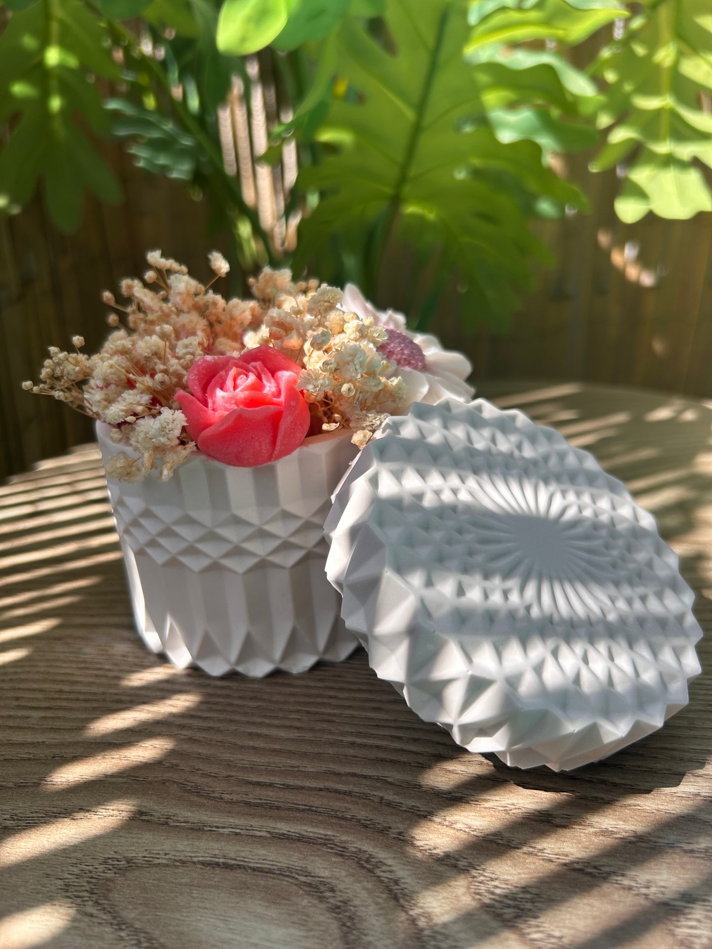 Boîte à bijoux en résine & bouquet de fondants parfumés – Monoï Vanille