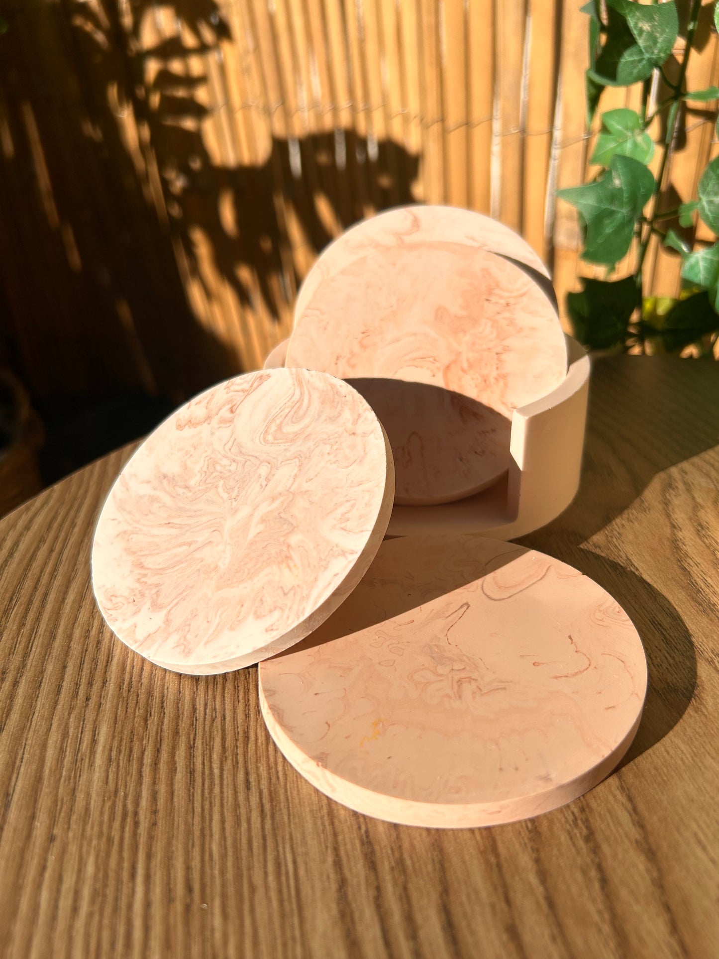 Bloc et 4 sous verre léger rose